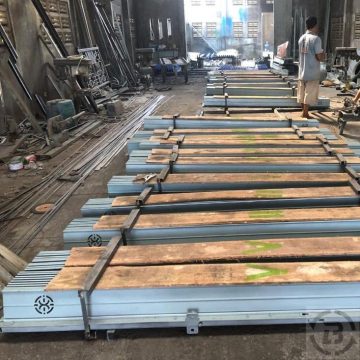 Pintu Harmonika Paketan Luar Pulau